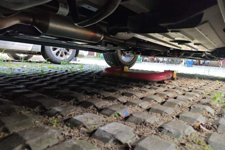 Used Haval Raptor 2025 2.0T 4WD Ultra Chassis Rear Right
