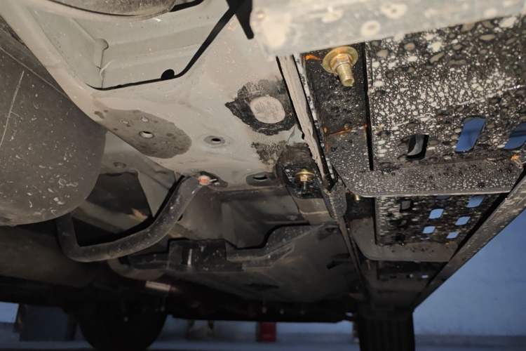 Used Haval Raptor 2025 2.0T 4WD Ultra Chassis Rear Right