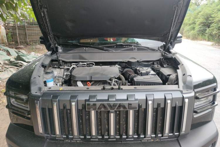 Used Haval Raptor 2025 2.0T 4WD Ultra Engine Bay