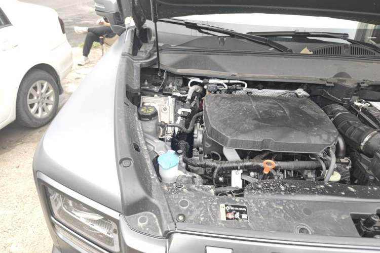 Used Haval Raptor 2025 2.0T 4WD Ultra Engine Bay Right