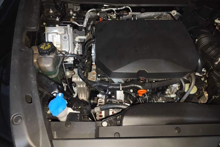 Used Haval Raptor 2025 2.0T 4WD Ultra Engine Bay Right