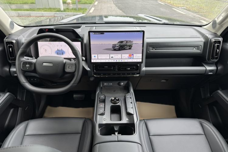 Used Haval Raptor 2025 2.0T 4WD Ultra Interior 1