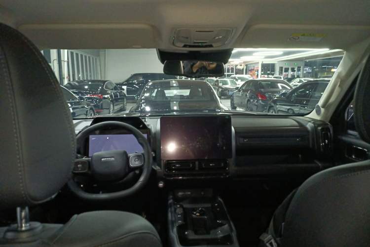 Used Haval Raptor 2025 2.0T 4WD Ultra Interior 2