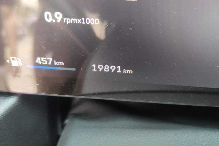 Used Haval Raptor 2025 2.0T 4WD Pro Odometer Close Up