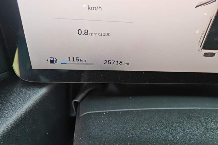 Used Haval Raptor 2025 2.0T 4WD Ultra Odometer Close Up