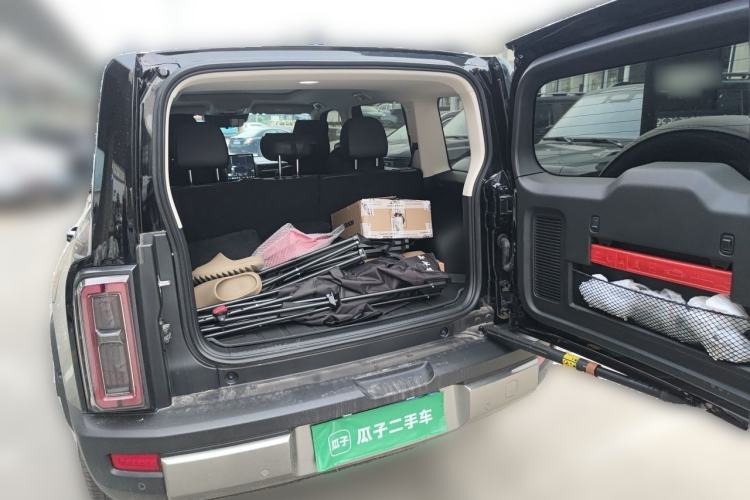 Used Haval Raptor 2025 2.0T 4WD Pro Trunk