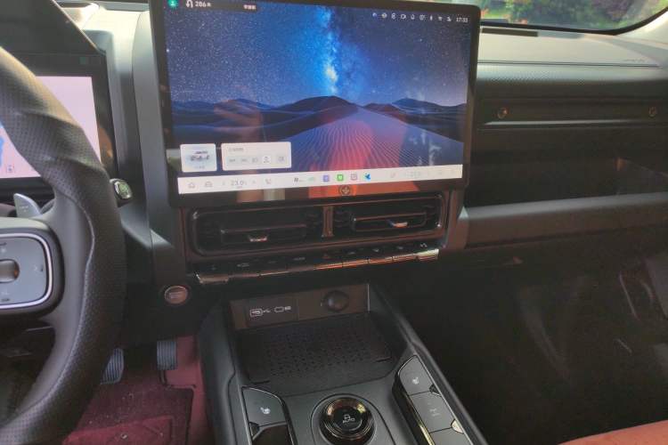 Used Haval Raptor 2025 2.0T 4WD Ultra Audio And AC Panel