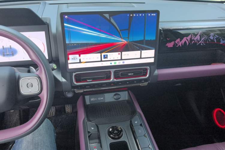 Used Haval Raptor 2025 2.0T 4WD Pro Audio And AC Panel