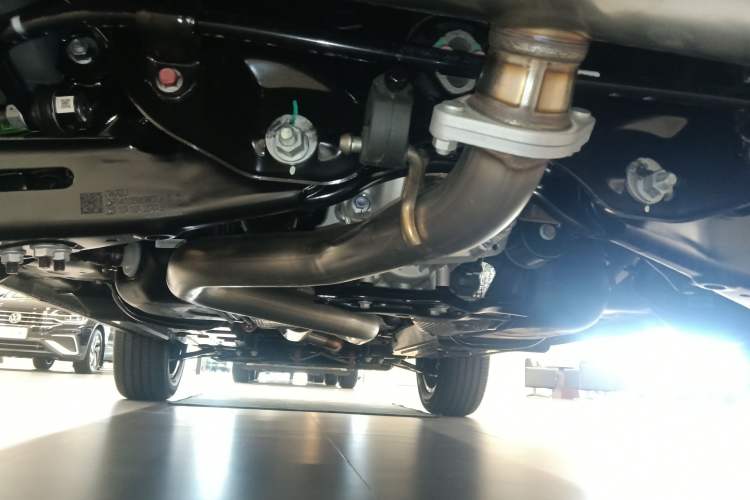 Used Haval Raptor 2025 2.0T 4WD Pro Chassis Rear