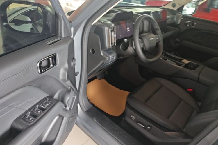 Used Haval Raptor 2025 2.0T 4WD Ultra Driver Seat