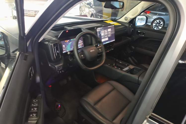 Used Haval Raptor 2025 2.0T 4WD Ultra Driver Seat