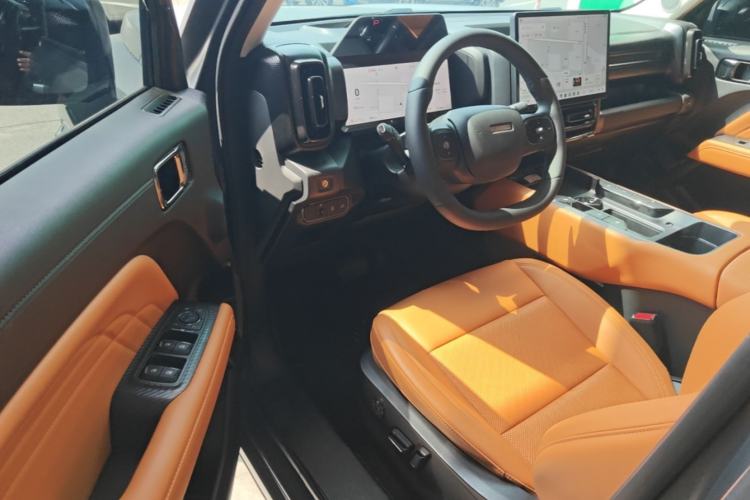 Used Haval Raptor 2025 2.0T 4WD Ultra Driver Seat