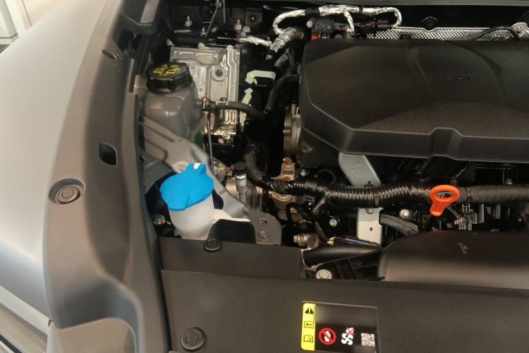 Used Haval Raptor 2025 2.0T 4WD Pro Engine Bay Right