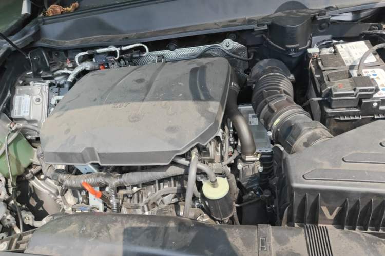 Used Haval Raptor 2025 2.0T 4WD Ultra Engine Bay