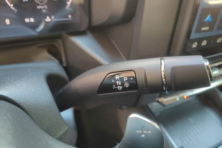 Used Haval Raptor 2025 2.0T 4WD Ultra Gear Lever