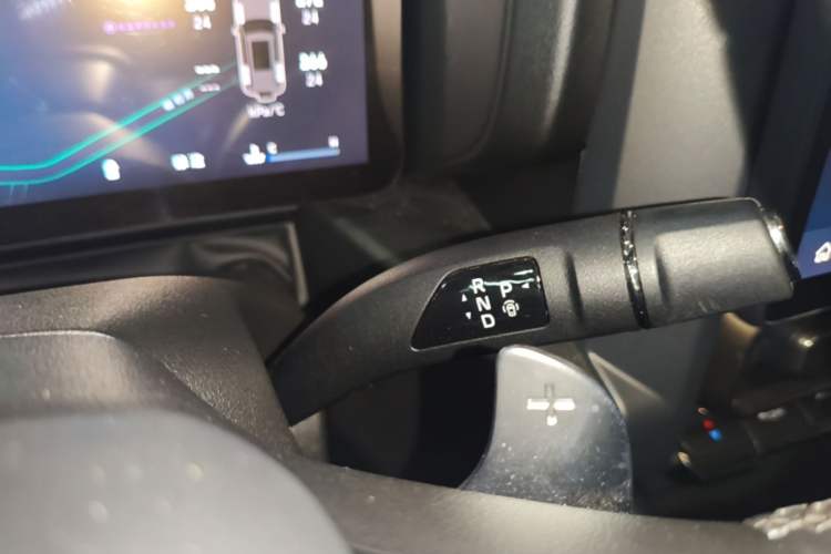 Used Haval Raptor 2025 2.0T 4WD Ultra Gear Lever