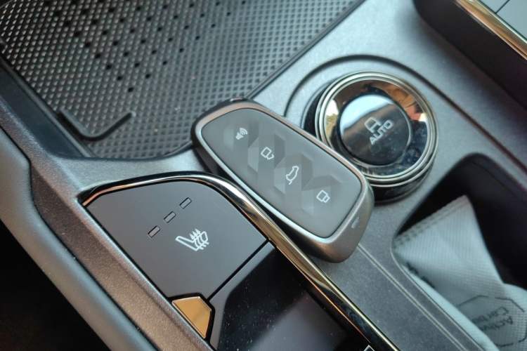 Used Haval Raptor 2025 2.0T 4WD Ultra Interior 1