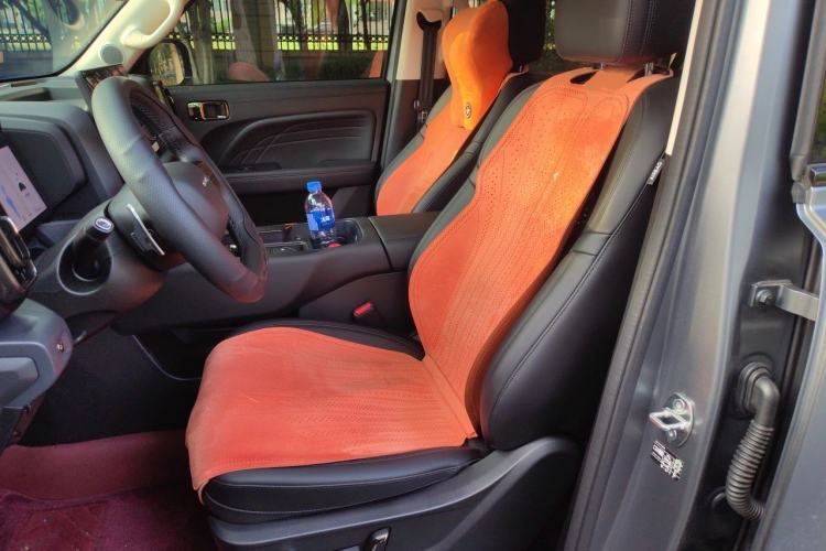 Used Haval Raptor 2025 2.0T 4WD Ultra Left Front Seat