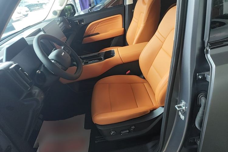 Used Haval Raptor 2025 2.0T 4WD Ultra Left Front Seat