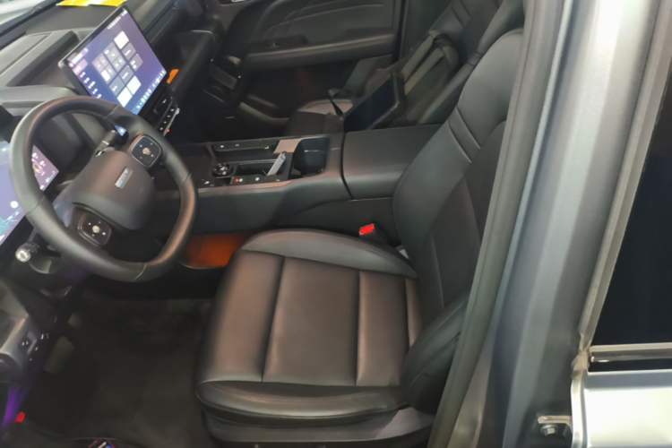 Used Haval Raptor 2025 2.0T 4WD Ultra Left Front Seat