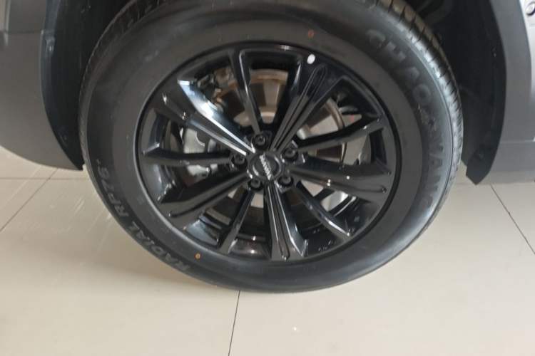 Used Haval Raptor 2025 2.0T 4WD Ultra Left Front Wheel Hub