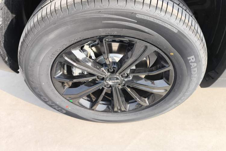 Used Haval Raptor 2025 2.0T 4WD Ultra Left Front Wheel Hub