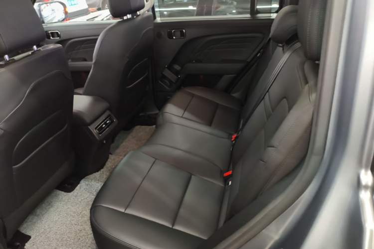 Used Haval Raptor 2025 2.0T 4WD Ultra Left Rear Seat