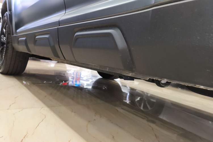Used Haval Raptor 2025 2.0T 4WD Ultra Left Side Sill