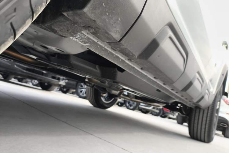 Used Haval Raptor 2025 2.0T 4WD Ultra Left Side Sill