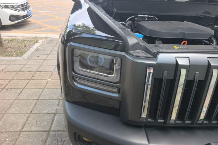 Used Haval Raptor 2025 2.0T 4WD Pro Right Front Headlight