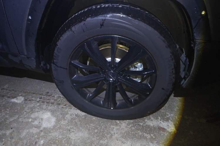 Used Haval Raptor 2025 2.0T 4WD Ultra Right Front Wheel Hub