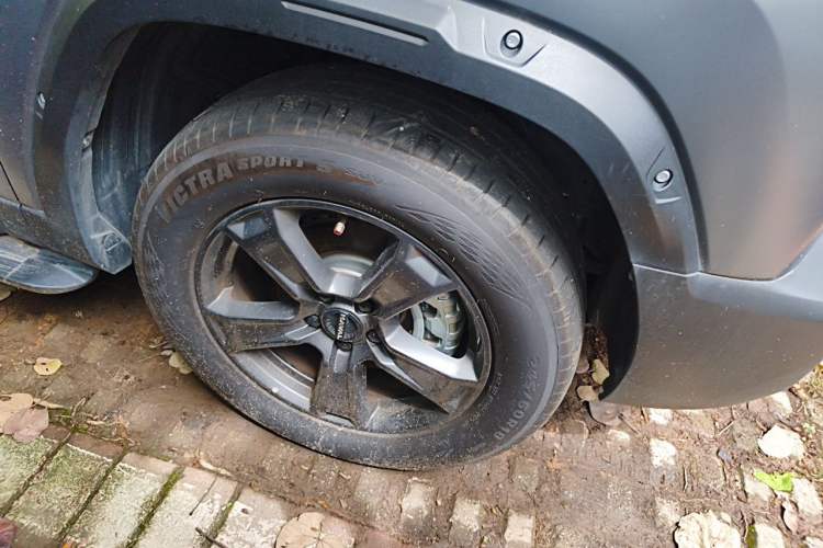 Used Haval Raptor 2025 2.0T 4WD Pro Right Front Wheel Hub