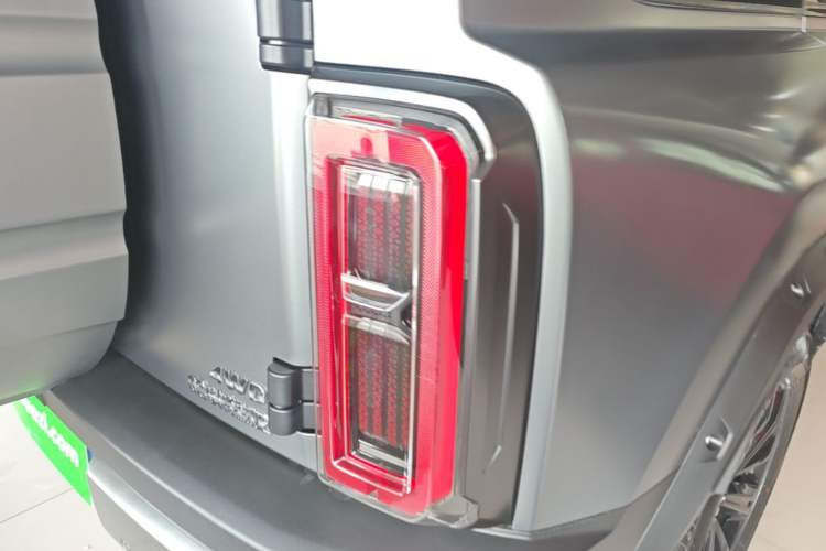 Used Haval Raptor 2025 2.0T 4WD Ultra Right Rear Taillight