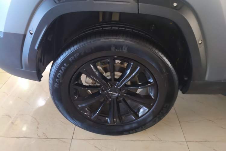 Used Haval Raptor 2025 2.0T 4WD Ultra Right Rear Wheel Hub