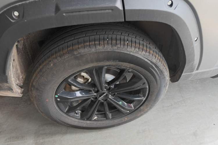 Used Haval Raptor 2025 2.0T 4WD Ultra Right Rear Wheel Hub