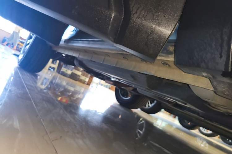 Used Haval Raptor 2025 2.0T 4WD Ultra Right Side Sill