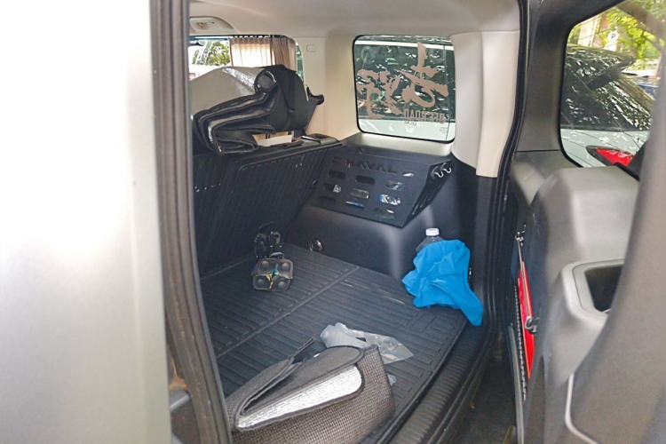 Used Haval Raptor 2025 2.0T 4WD Pro Trunk