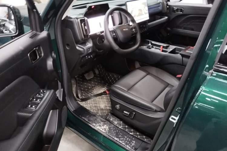 Used Haval Raptor 2025 2.0T 4WD Ultra Driver Seat