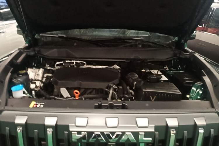 Used Haval Raptor 2025 2.0T 4WD Ultra Engine Bay