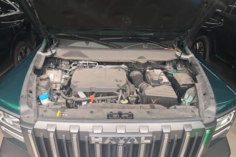 Used Haval Raptor 2025 2.0T 4WD Ultra Engine Bay