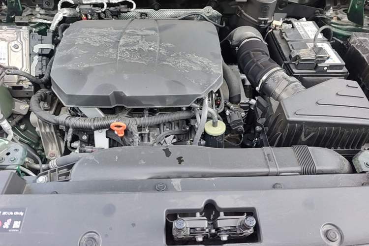 Used Haval Raptor 2025 2.0T 4WD Ultra Engine Bay