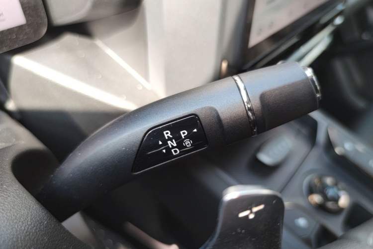 Used Haval Raptor 2025 2.0T 4WD Ultra Gear Lever