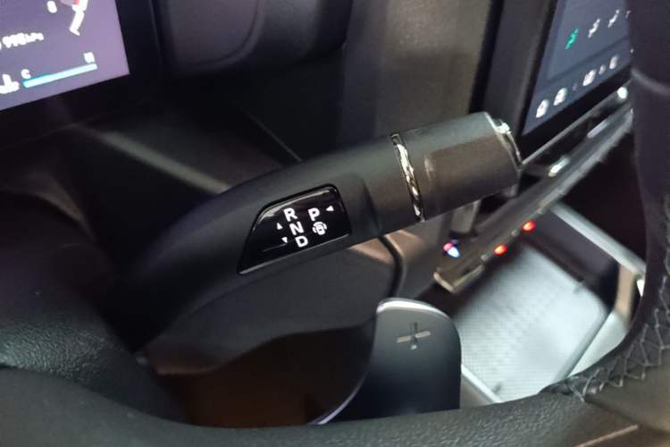 Used Haval Raptor 2025 2.0T 4WD Ultra Gear Lever