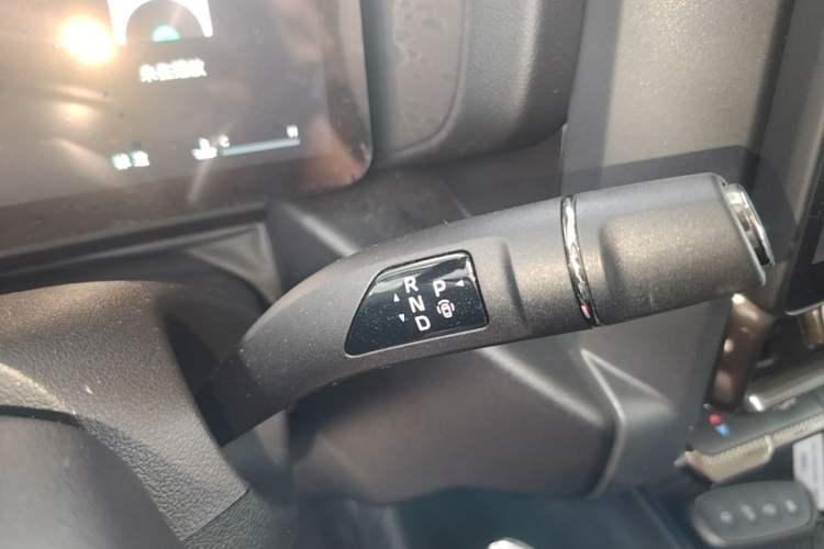 Used Haval Raptor 2025 2.0T 4WD Ultra Gear Lever