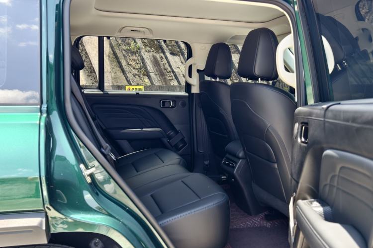 Used Haval Raptor 2025 2.0T 4WD Ultra Interior 1
