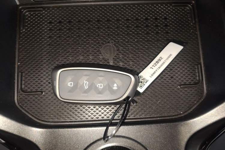 Used Haval Raptor 2025 2.0T 4WD Ultra Interior 1