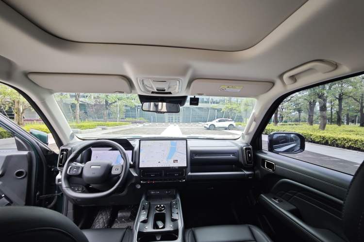 Used Haval Raptor 2025 2.0T 4WD Ultra Interior 4