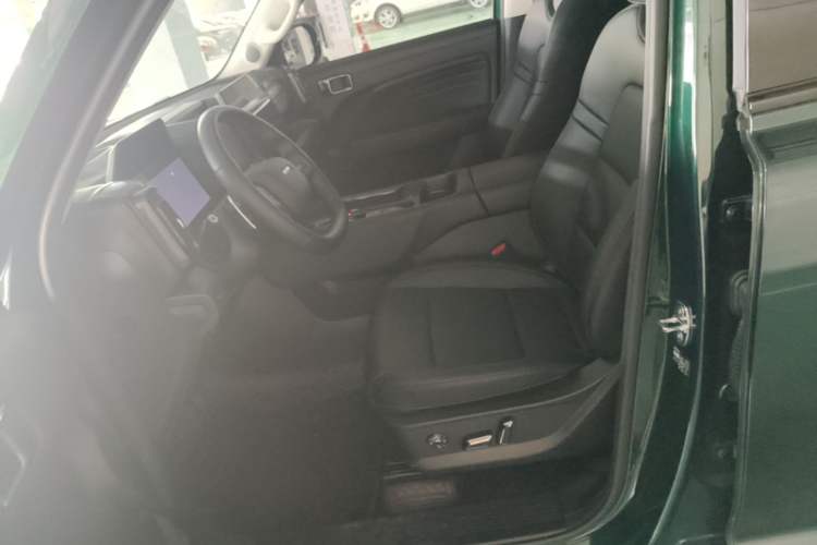 Used Haval Raptor 2025 2.0T 4WD Ultra Left Front Seat