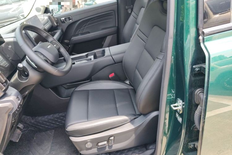 Used Haval Raptor 2025 2.0T 4WD Ultra Left Front Seat