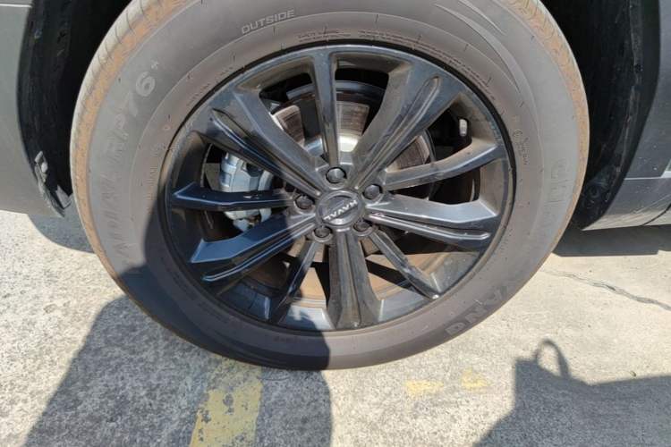 Used Haval Raptor 2025 2.0T 4WD Ultra Left Front Wheel Hub